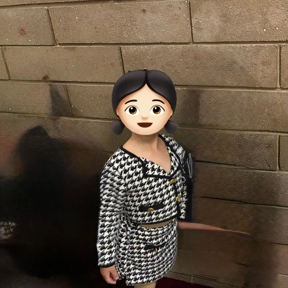 Toddler Business Woman Costume - Picture 2 of 14